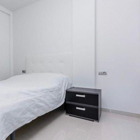 Jeramy Appartement Торрев'єха Екстер'єр фото