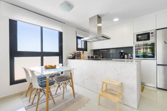 Jeramy Appartement Торрев'єха Екстер'єр фото
