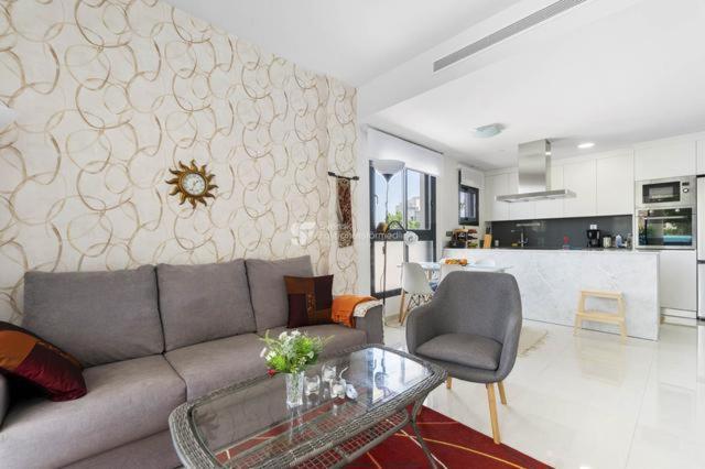 Jeramy Appartement Торрев'єха Екстер'єр фото